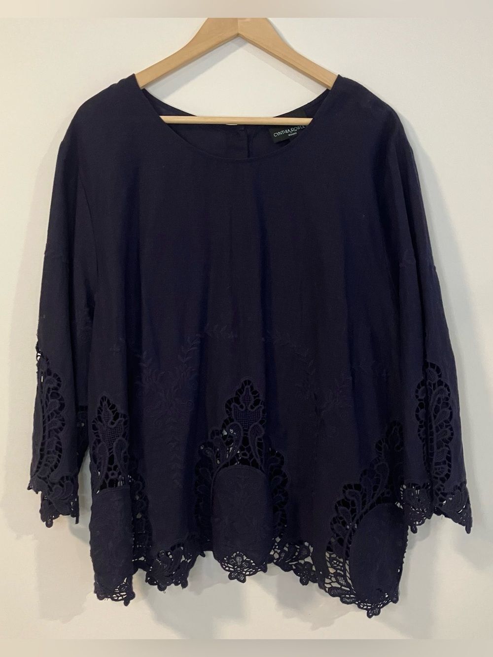 Cynthia Rowley Navy Embroidered Lace-Hem Long Sleeve Linen Blend Top Size 2X